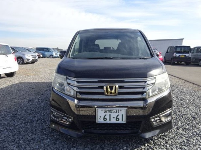 2013 Honda Stepwagon Spada